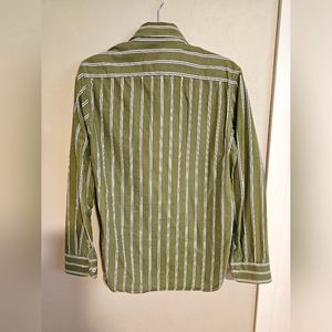 American Eagle long sleeve button up XS "vintage fit"